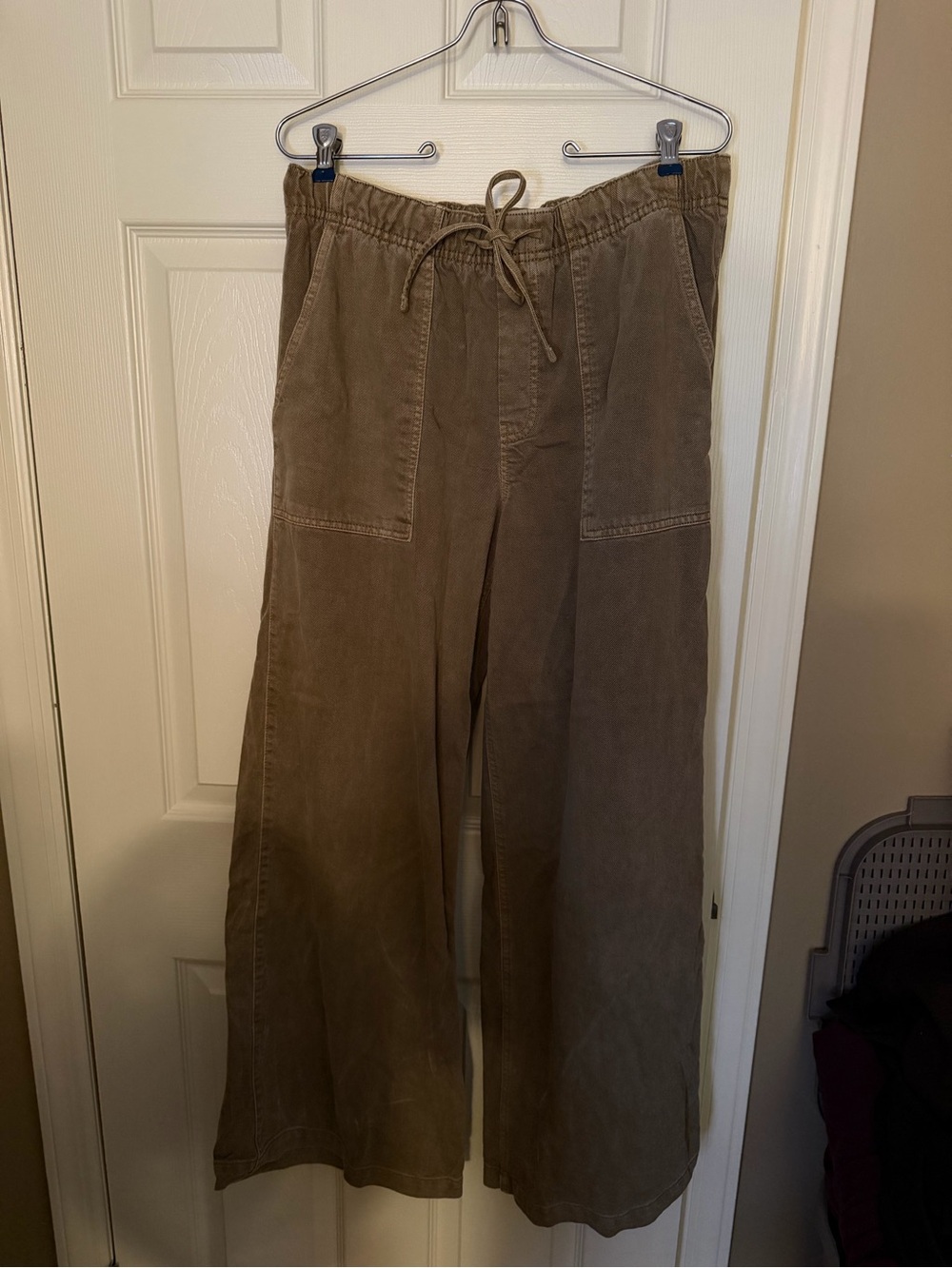 GAP Women’s Wide-Leg Drawstring Pants - Brown